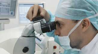 Лечение близорукости: со скольки лет можно делать лазерную коррекцию зрения