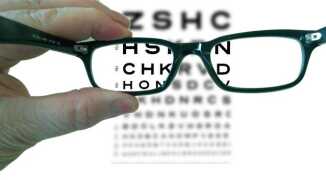 Спрашиваем офтальмолога: близорукость — это минус или плюс?