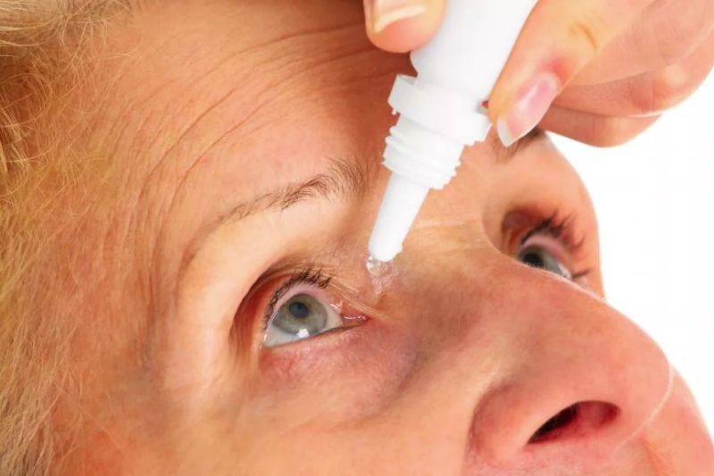 Врожденная катаракта - лечение каплями